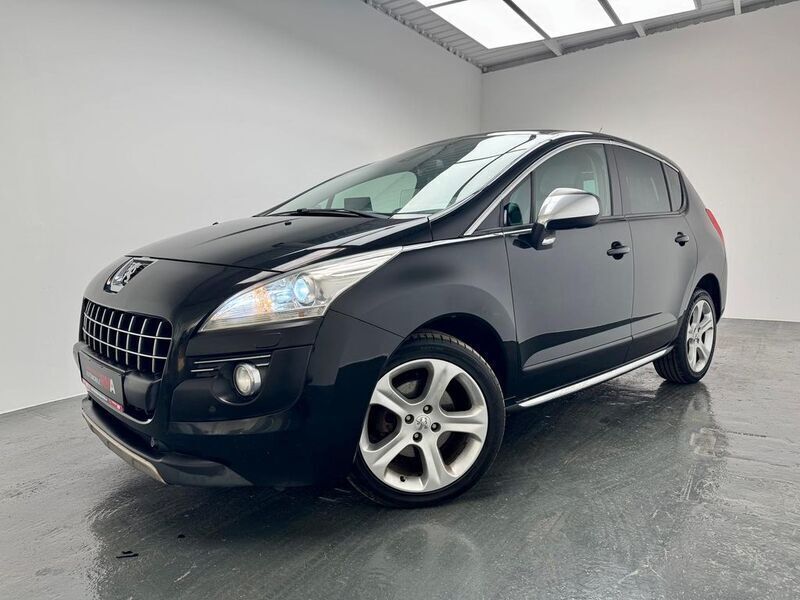 Schwarz Gebraucht 2011 Peugeot 3008 SUV | 4.990 € (Fairer Preis) - Bild 1/4