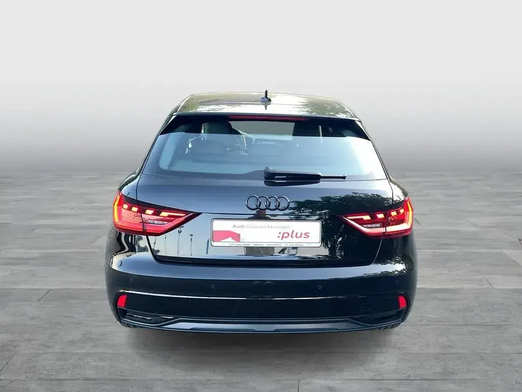 Gebraucht Audi A1 Sportback Advanced Plus 150 PS (110 kW) 2022 Mythosschwarz metallic Kleinwagen