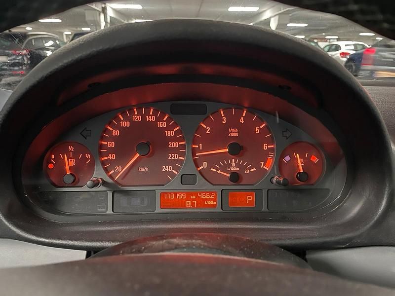 Gebraucht BMW 316 115 PS (84 kW) 2004 Grün Limousine