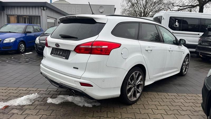 Gebraucht Ford Focus ST-Line 150 PS (110 kW) 2018 Weiß Kombi