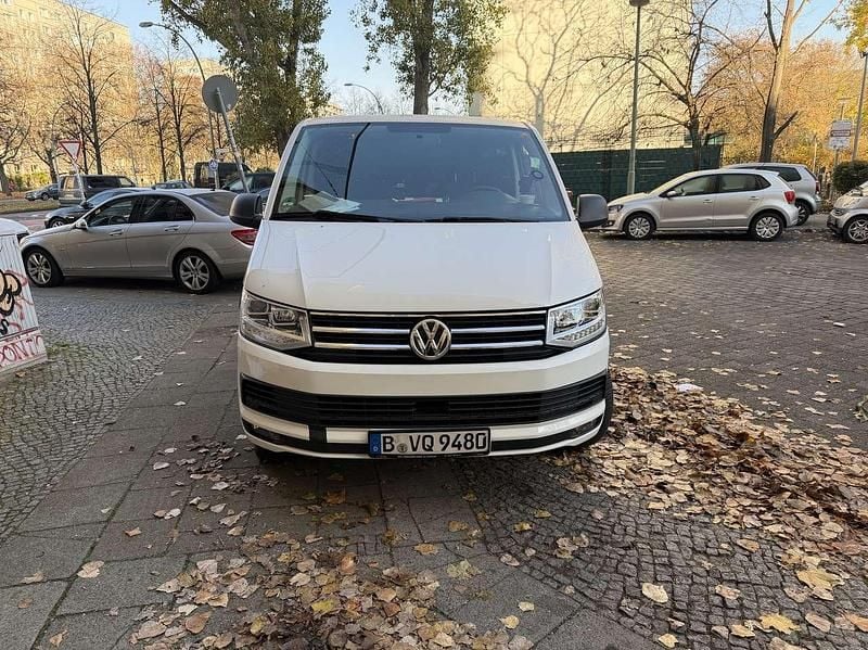 Weiß Gebraucht 2017 VW T6 Van | 25.000 € (Guter Preis) - Bild 1/4