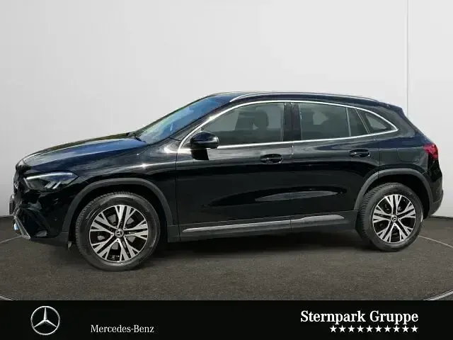 Gebraucht Mercedes GLA180 Advanced 136 PS (100 kW) 2023 Andere SUV
