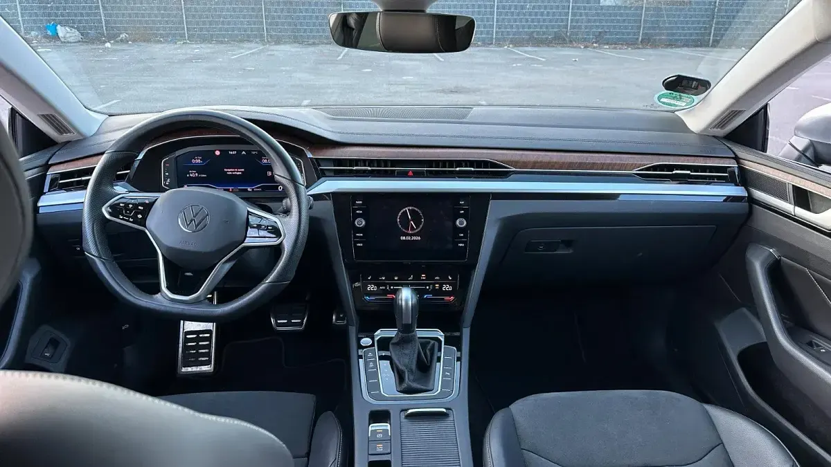 Gebraucht VW Arteon Elegance 150 PS (110 kW) 2024 Schwarz Kombi