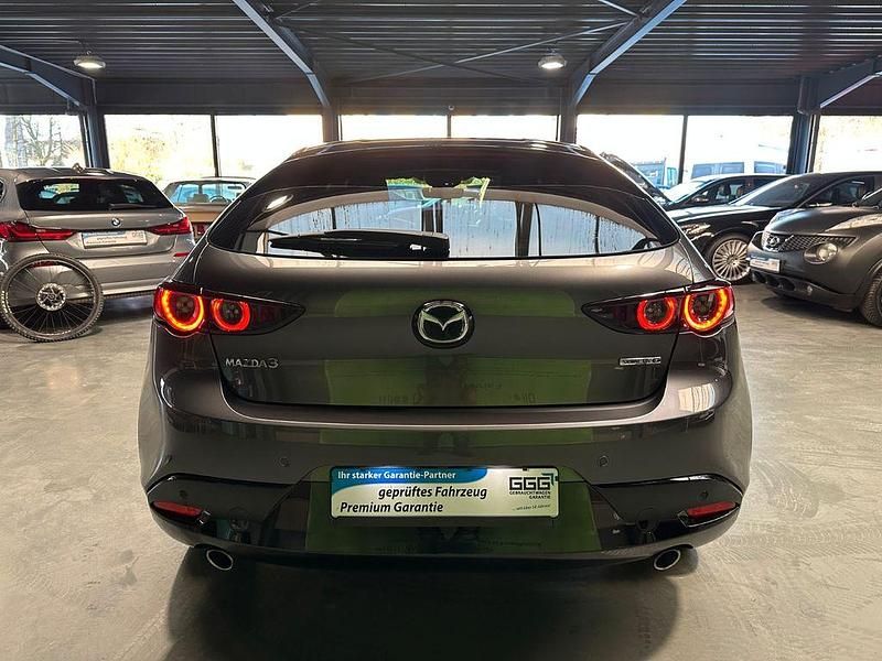 Gebraucht Mazda 3 122 PS (89 kW) 2019 Grau Limousine