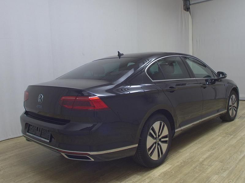 Gebraucht VW Passat GTE 218 PS (160 kW) 2021 Schwarz Limousine
