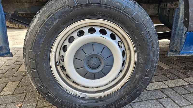 Gebraucht VW Crafter 177 PS (130 kW) 2022 Blau Van