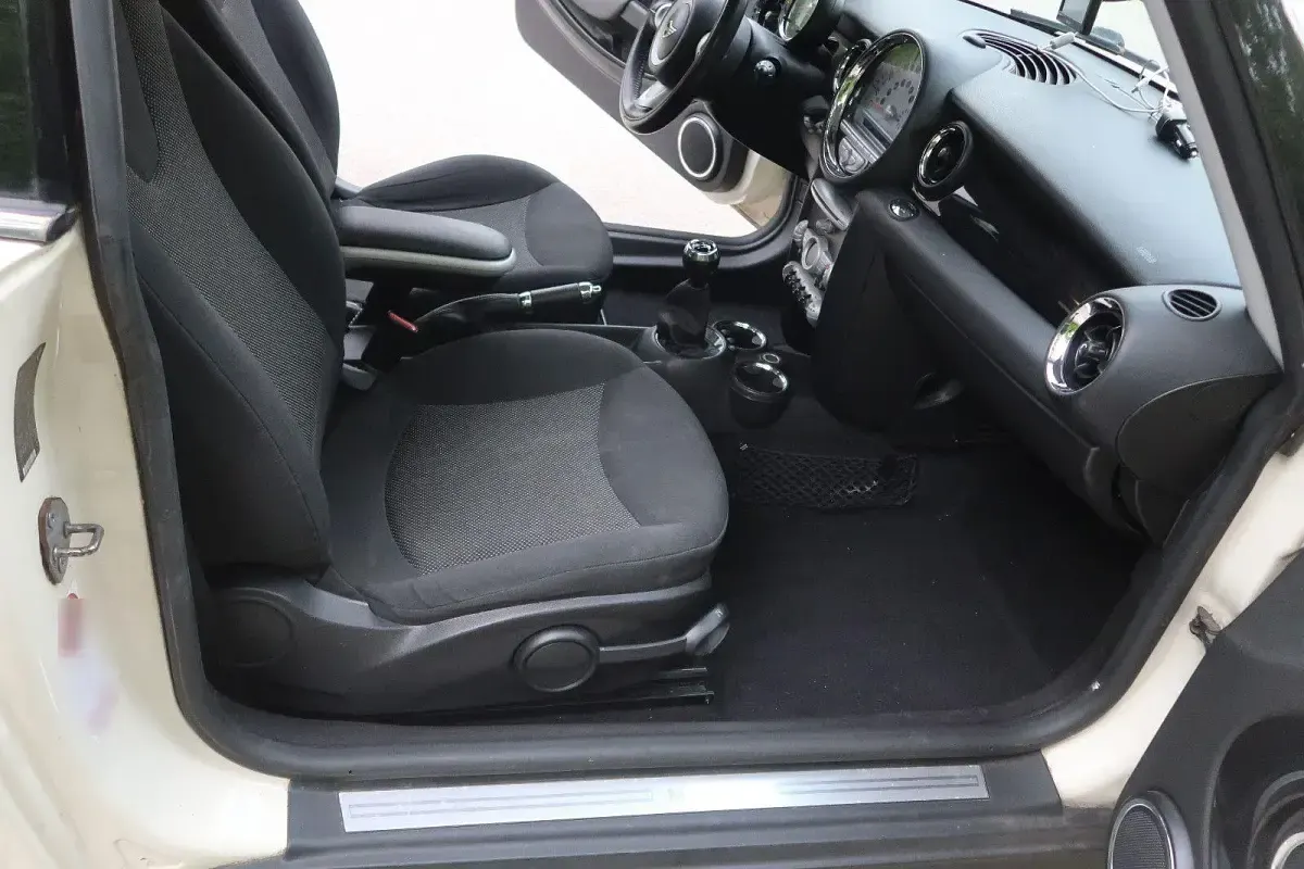Usado Mini ONE 95 HP (69 kW) 2010 Branco Citadino