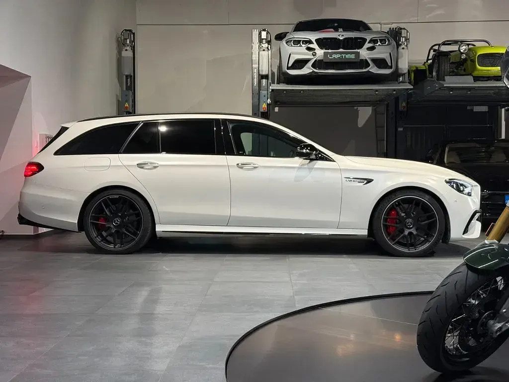 Gebraucht Mercedes E63S AMG AMG 612 PS (450 kW) 2023 Weiß Limousine