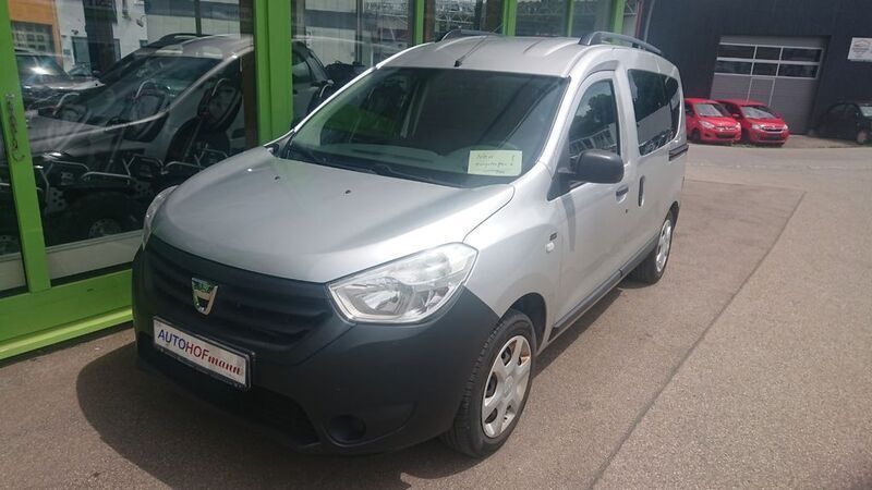 Silber Gebraucht 2013 Dacia Dokker Ambiance Van | 5.900 € (Fairer Preis) - Bild 1/4