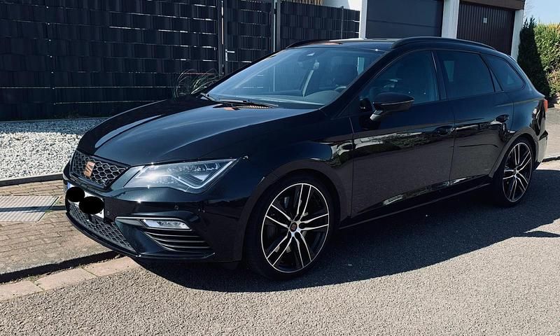 Usata Cupra Leon 300 CV (220 kW) 2019 Nero Station wagon