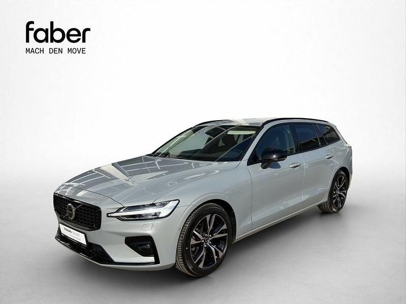 Gebraucht Volvo V60 Plus 197 PS (144 kW) 2025 Grau Kombi