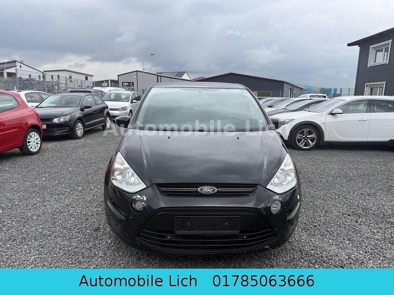 Usado Ford S-MAX Trend 140 HP (102 kW) 2011 Preto Monovolume