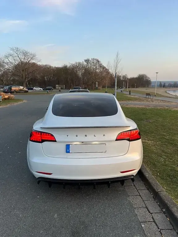 Brugt Tesla Model 3 Standard Range Plus 239 kW (325 HK) 2021 Hvid Sedan