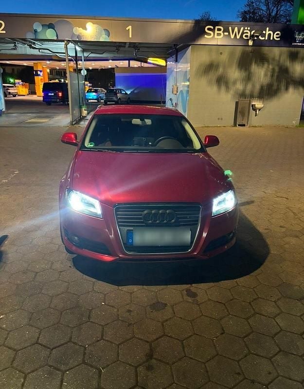 Gebraucht Audi A3 Sportback Ambition 125 PS (91 kW) 2009 Rot Kleinwagen