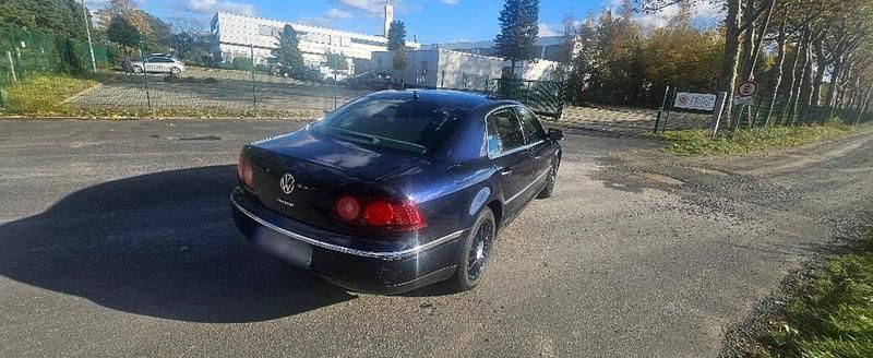 Blau Gebraucht 2007 VW Phaeton Limousine | 3.900 € (Fairer Preis) - Bild 1/4