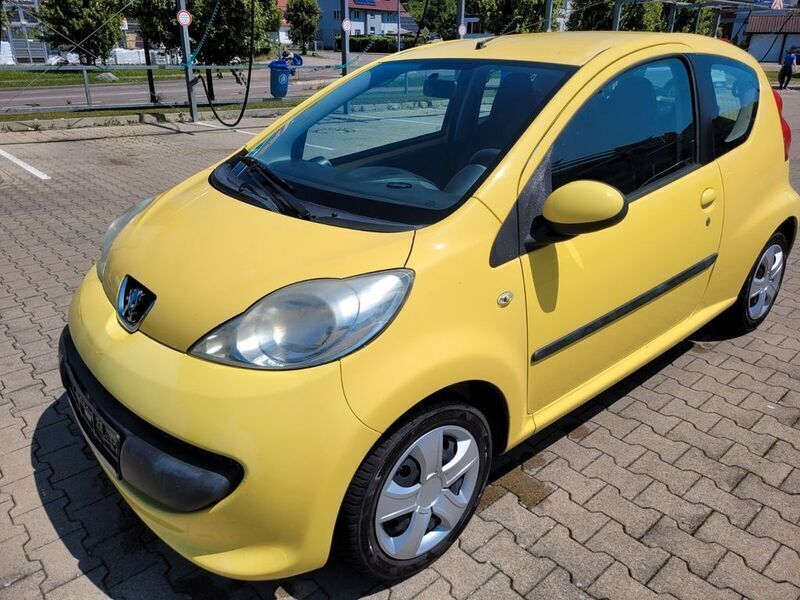 Gelb Gebraucht 2006 Peugeot 107 Filou Kleinwagen | 1.798 € (Fairer Preis) - Bild 1/4