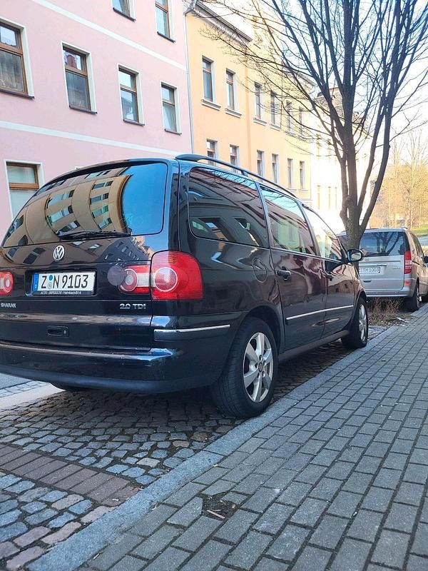 Gebraucht VW Sharan 140 PS (102 kW) 2007 Schwarz Van / Kleinbus
