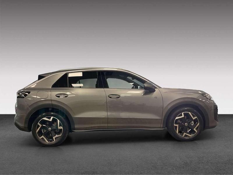 Neu VW T-Roc Style 150 PS (110 kW) 2026 Wolf grey metallic SUV