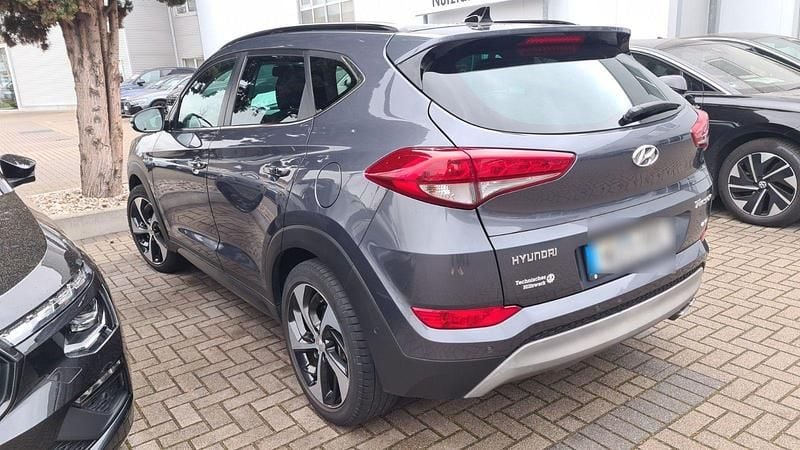 Gebraucht Hyundai Tucson Premium 177 PS (130 kW) 2016 Grau SUV