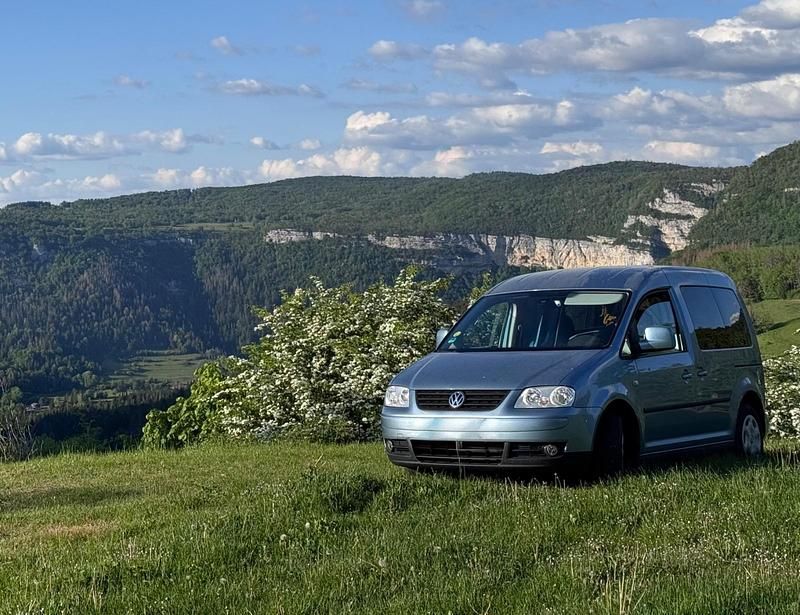 Blau Gebraucht 2009 VW Caddy Van / Kleinbus | 7.900 € (Teuer) - Bild 1/4