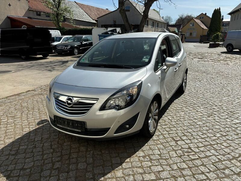 Grau Gebraucht 2010 Opel Meriva Innovation Van / Kleinbus | 4.300 € (Superpreis) - Bild 1/4