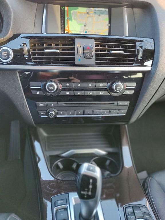 Gebraucht BMW X3 184 PS (135 kW) 2017 Silber SUV