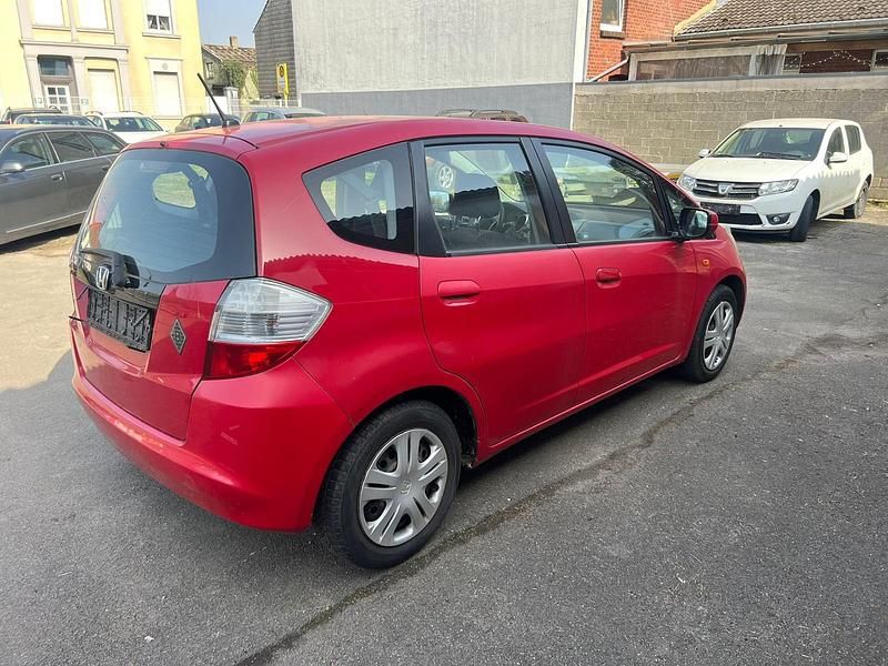Second-hand Honda Jazz 2009 Roșu Hatchback
