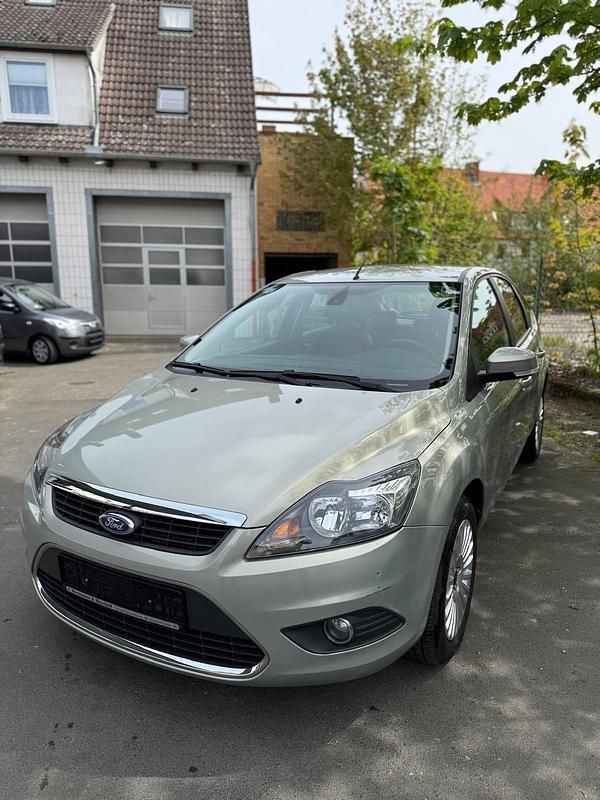 Usata Ford Focus 125 CV (91 kW) 2008 Grigio Berlina