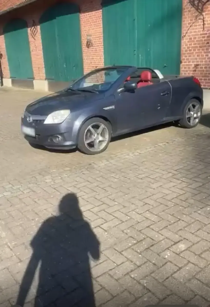 Gebraucht Opel Tigra 125 PS (91 kW) 2006 Cabrio