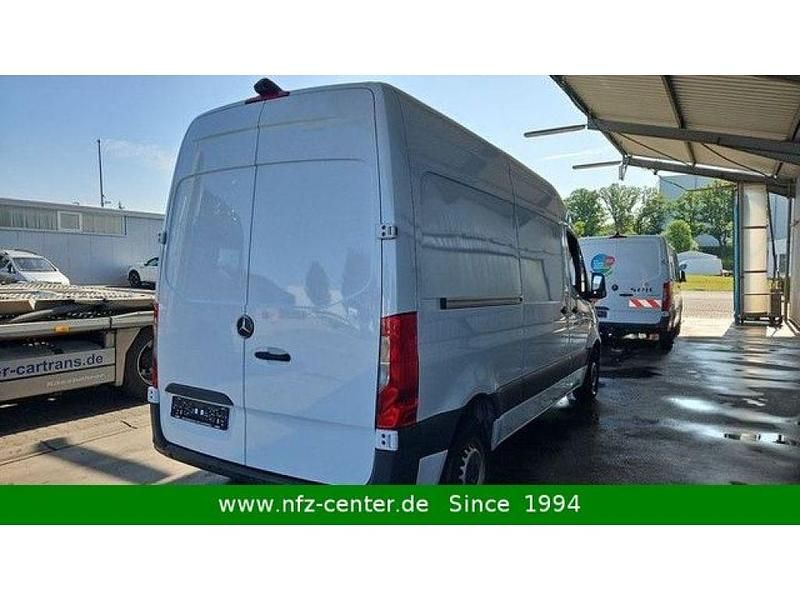 Gebraucht Mercedes Sprinter 143 PS (105 kW) 2020 Arktikweiss Van