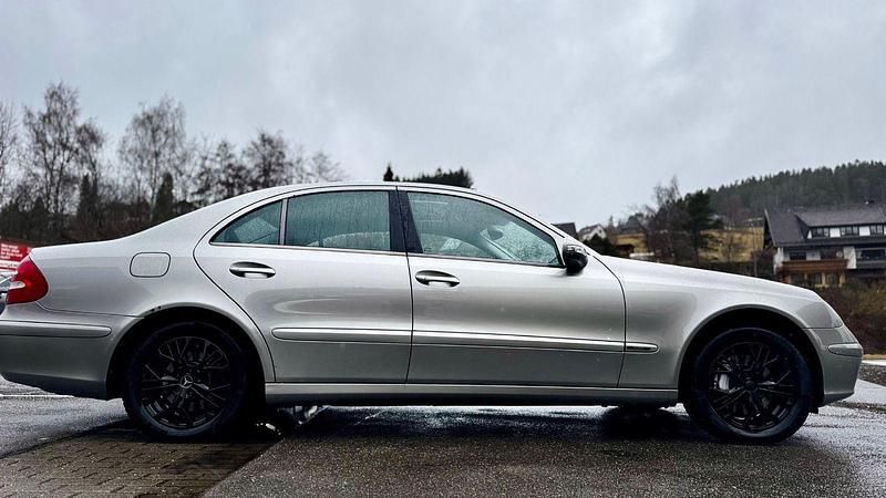 Gebraucht Mercedes 320 224 PS (164 kW) 2003 Grau Limousine