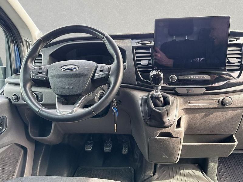 Gebraucht Ford Transit Trend 105 PS (77 kW) 2023 Blazerblau Kleinwagen