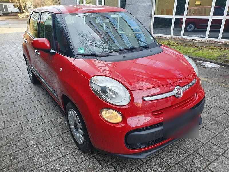 Gebraucht Fiat 500L 95 PS (69 kW) 2016 Rot Van / Kleinbus