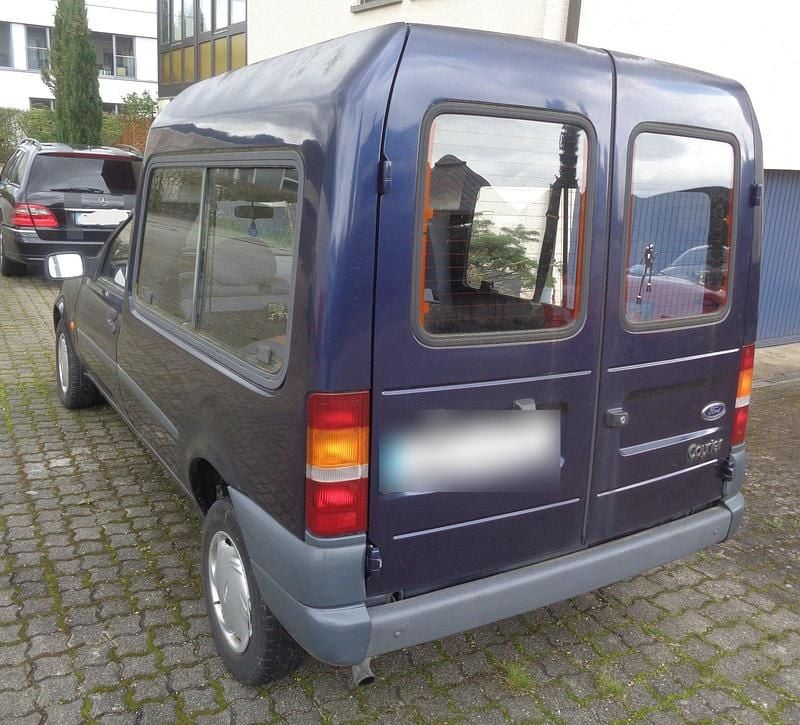 Gebraucht Ford Courier 60 PS (44 kW) 1996 Blau Van / Kleinbus