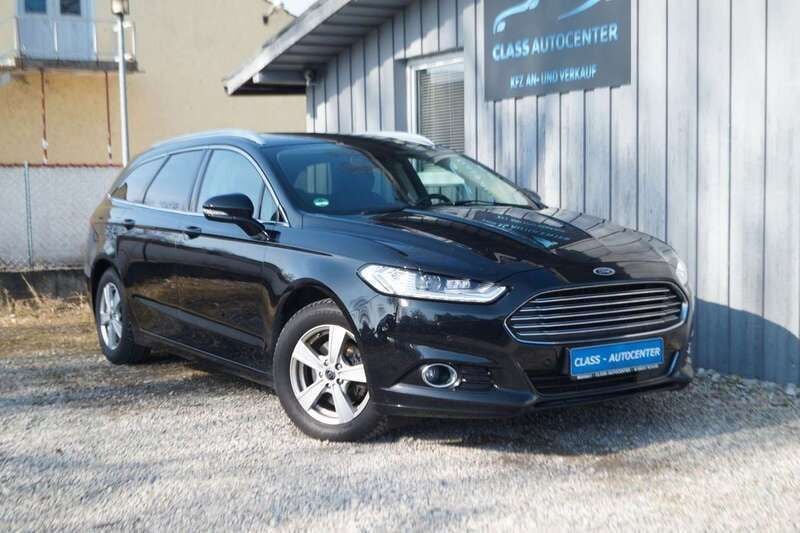 Schwarz Gebraucht 2019 Ford Mondeo Titanium Kombi | 10.950 € (Superpreis) - Bild 1/4