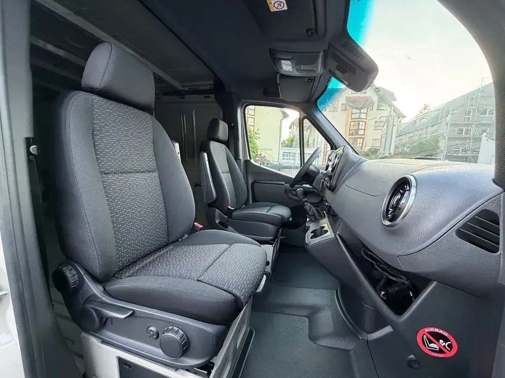 Ny Mercedes Sprinter 170 HK (125 kW) 2026 Van