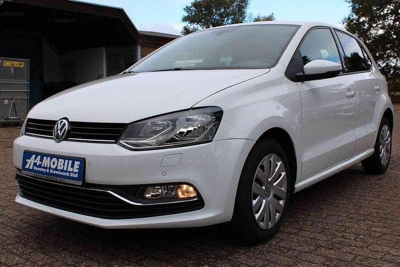 Pure white (metallic) Gebraucht 2016 VW Polo Allstar Kleinwagen | 10.999 € (Fairer Preis) - Bild 1/4