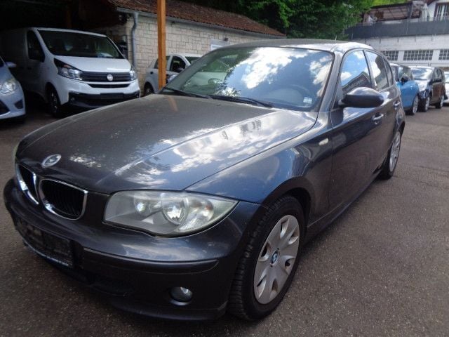 Grau Gebraucht 2006 BMW 116 Kleinwagen | 2.990 € (Guter Preis) - Bild 1/4