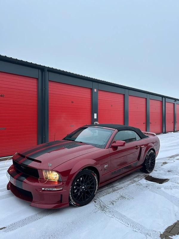 Rot Gebraucht 2008 Ford Mustang GT Cabrio | 14.799 € (Guter Preis) - Bild 1/4