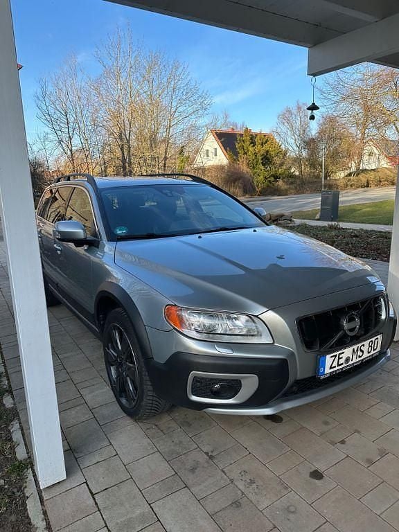Gebraucht Volvo XC70 Summum 215 PS (158 kW) 2012 Silber Kombi