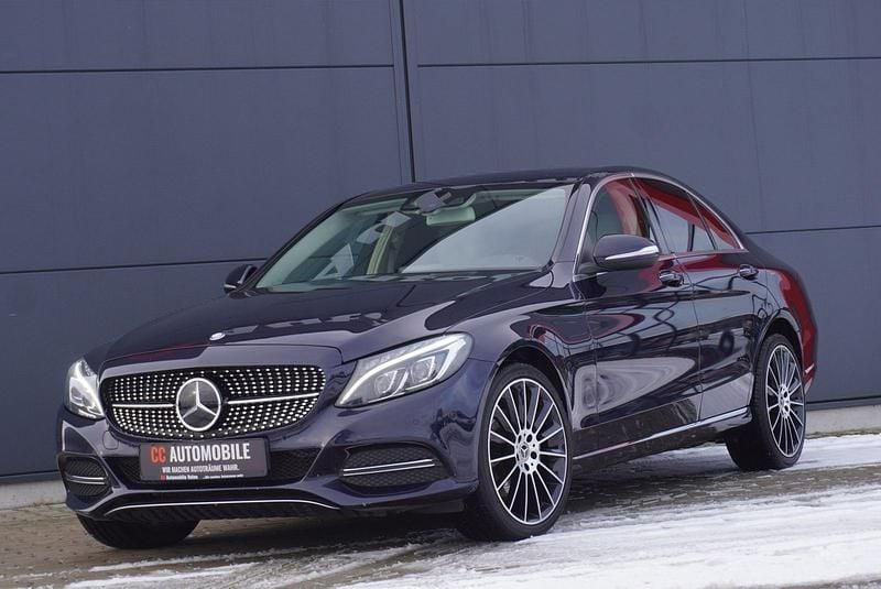 Gebraucht Mercedes C250 Exclusive 211 PS (155 kW) 2015 Blau Limousine