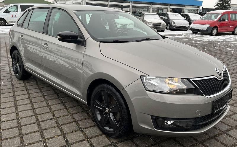 Gebraucht Skoda Rapid Ambition 110 PS (80 kW) 2016 Beige Limousine