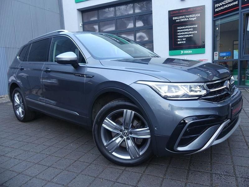 Gebraucht VW Tiguan Allspace IQ Drive 245 PS (180 kW) 2023 Grau SUV