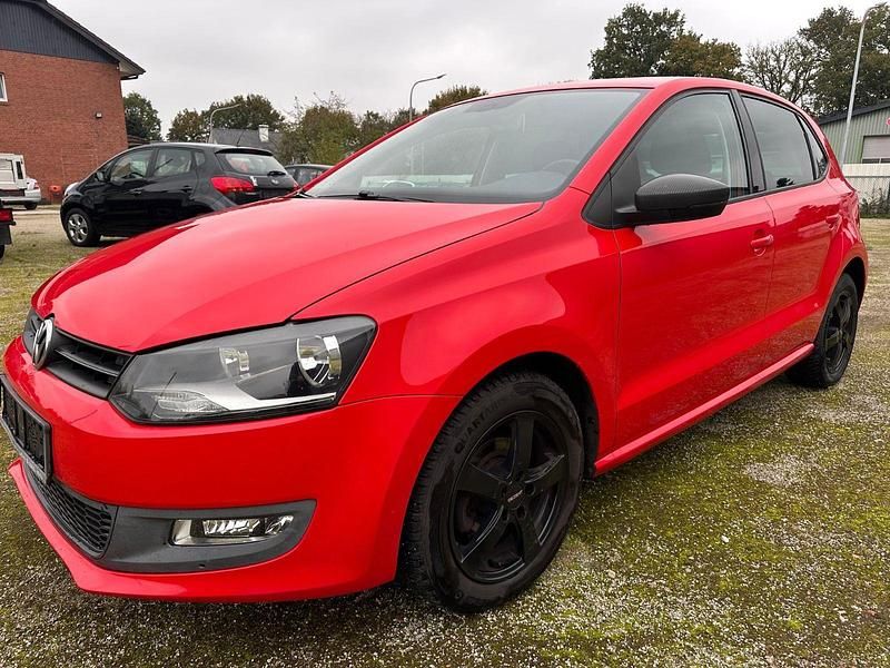 Rot Gebraucht 2011 VW Polo Team Kleinwagen | 4.999 € (Fairer Preis) - Bild 1/4