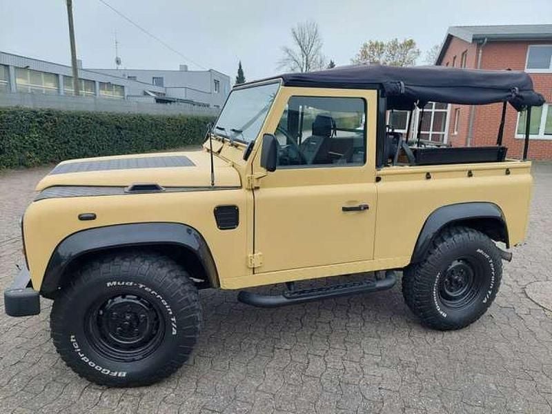 Gebraucht Land Rover Defender 122 PS (89 kW) 2007 Beige SUV