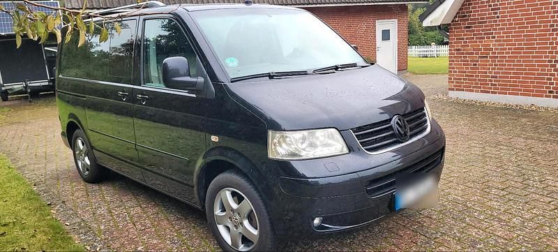 Schwarz Gebraucht 2008 VW T5 Highline Van | 11.000 € (Fairer Preis) - Bild 1/4