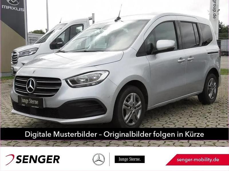 Silber Gebraucht 2024 Mercedes T160 Style Van / Kleinbus | 24.850 € - Bild 1/1