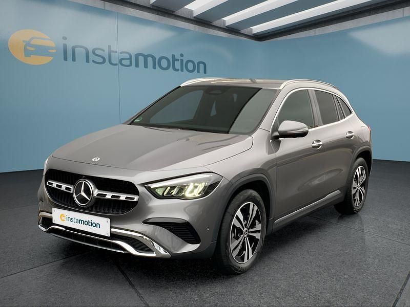 Grau Gebraucht 2024 Mercedes GLA220 SUV | 46.849 € (Fairer Preis) - Bild 1/4
