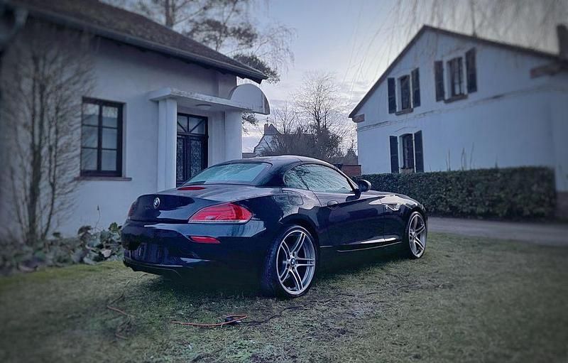 Gebraucht BMW Z4 M Performance 204 PS (150 kW) 2010 Schwarz Cabrio