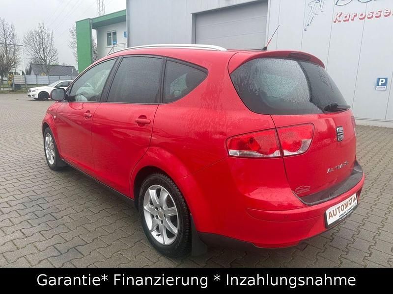 Gebraucht Seat Altea XL 105 PS (77 kW) 2012 Rot Van / Kleinbus